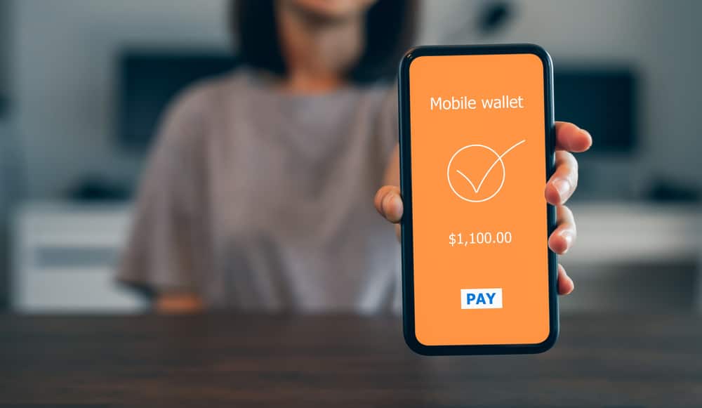 Beitragsbild zu E-ID in der Praxis: Vom Papierformular zum digitalen Wallet-Nachweis