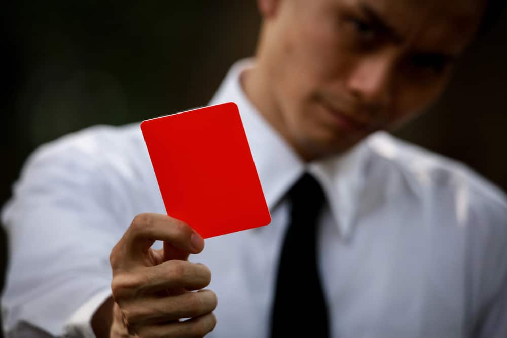 Beitragsbild zu CRIF-Analyse zeigt: Staatliche Register werden für Datenhandel zweckentfremdet